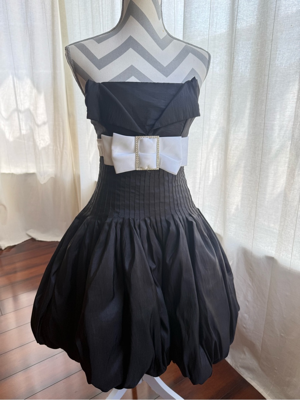 Camille La Vie Black Dress Label